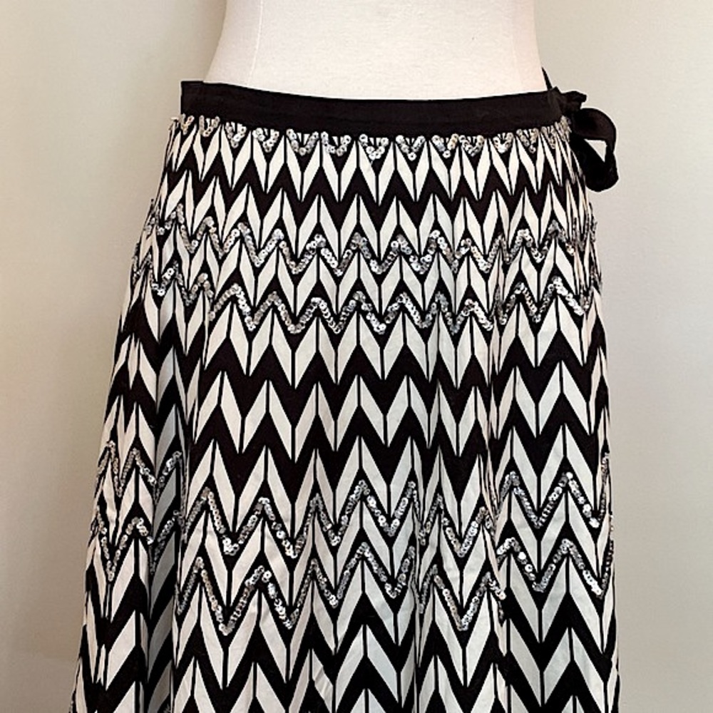 BCBGMaxAzria Black Cream Sequin Chevron S Whimsigoth Boho Glam Retro Chic Skirt - Picture 2 of 13